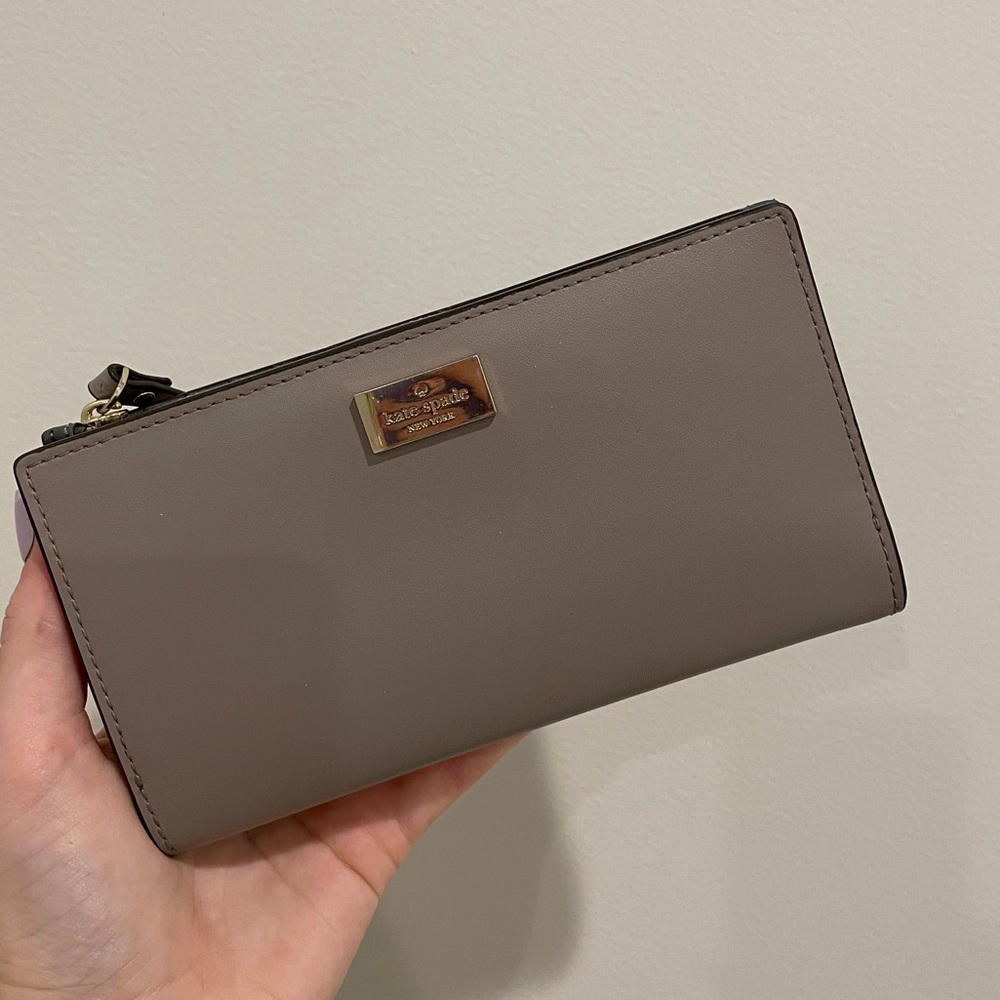 Kate Spade - Gray Wallet